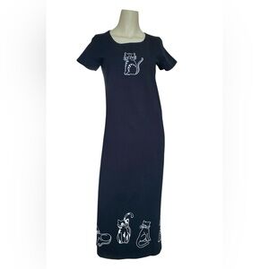 Vtg. Studio Ease black, short-sleeve, crew-neck midi t shirt  Dress cat print